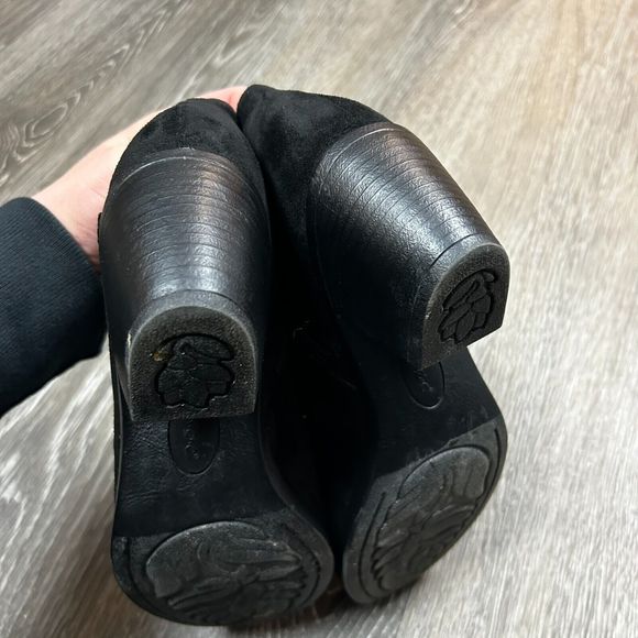 BOC Born Concepts Black Suede Fabric Uppers Ankle Booties Size 8 - Picture 6 of 10